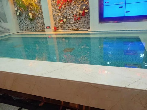 温泉SPA池采用爱克泳池设备